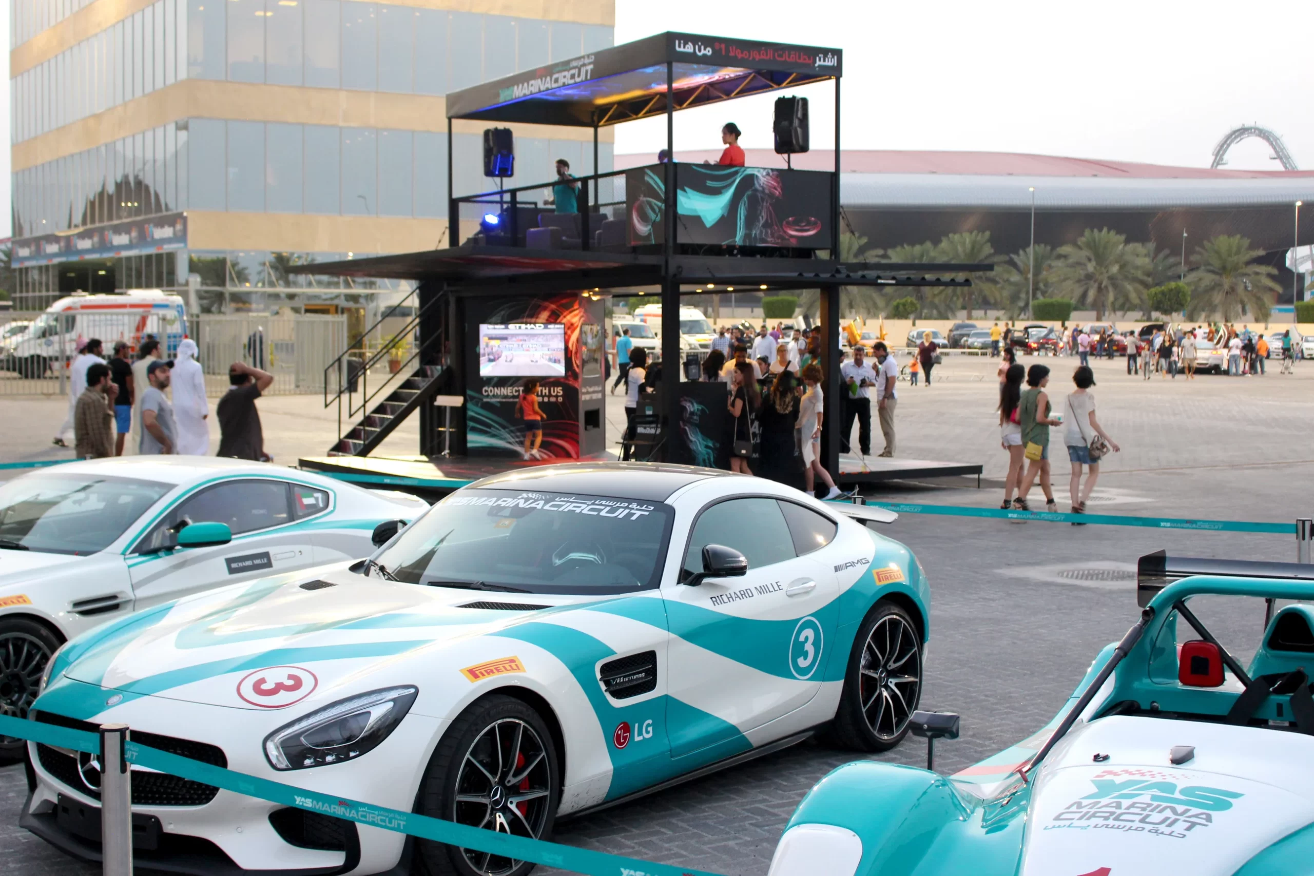 yas-marina-circuit-abu-dhabi-container-stands-by-greenlight-events-dubai-uae-image-6